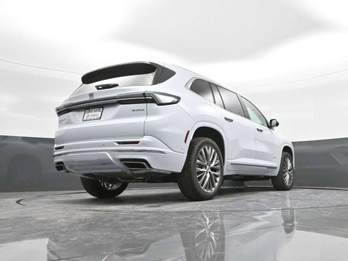 New 2026 Buick Enclave Avenir w/ Super Cruise Package image 39