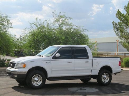 Used 2001 Ford F150 4x4 SuperCrew image 1