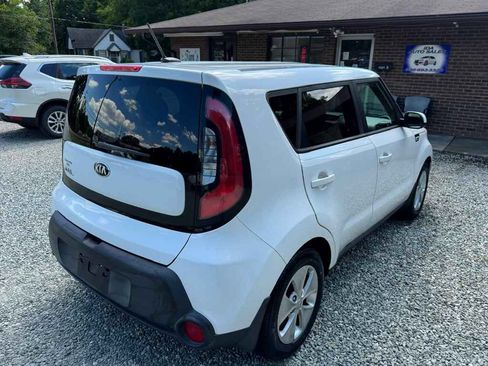 Used 2016 Kia Soul FWD image 5