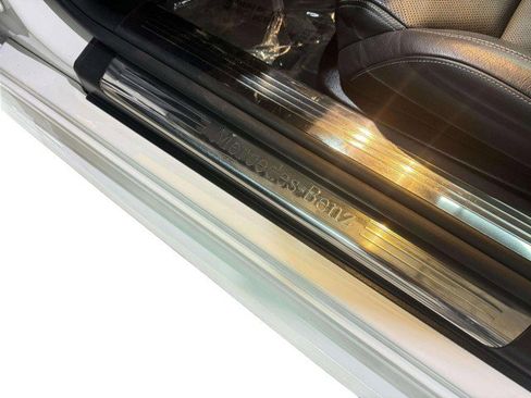 Used 2020 Mercedes-Benz SL 550 image 27