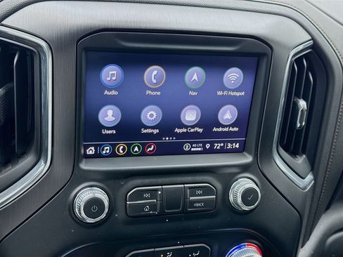 Used 2022 GMC Sierra 2500 AT4 w/ AT4 Premium Plus Package image 11