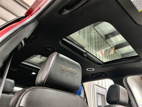 Used 2023 Chevrolet Traverse High Country w/ LPO, Floor Liner Package image 30