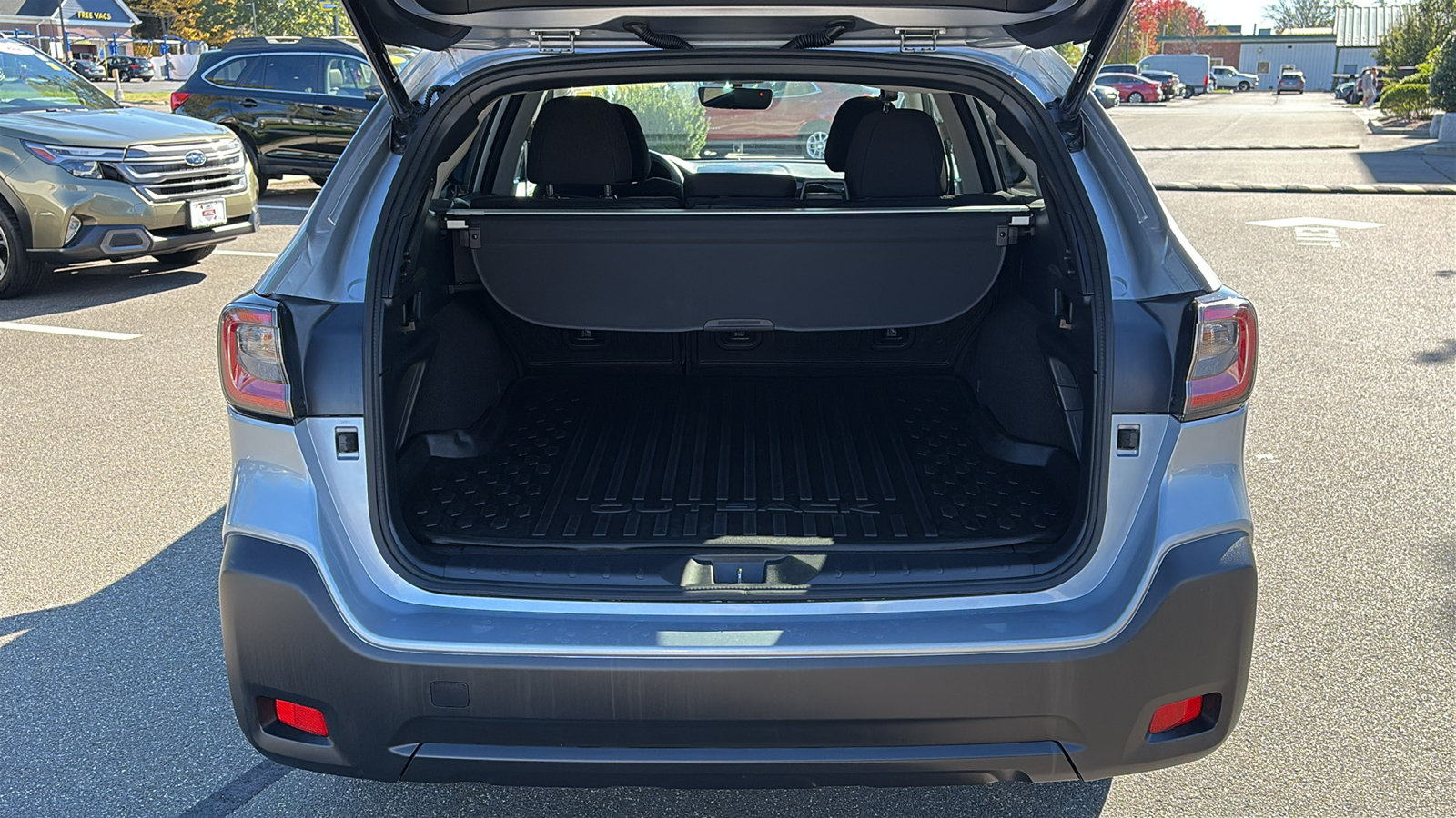 Used 2024 Subaru Outback Premium AWD/4WD image 25