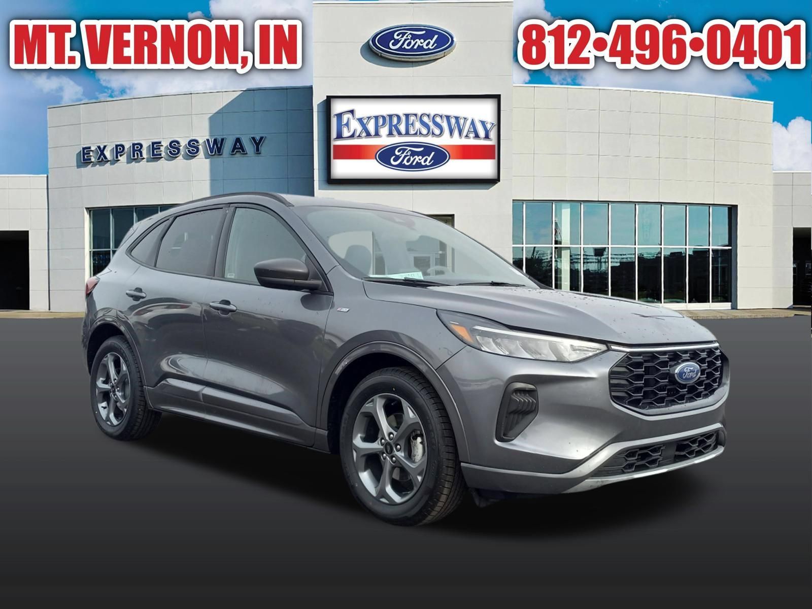 Used 2024 Ford Escape ST-Line w/ Cold Weather Package FWD image 5