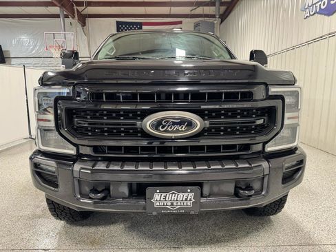 Used 2020 Ford F250 Lariat image 18