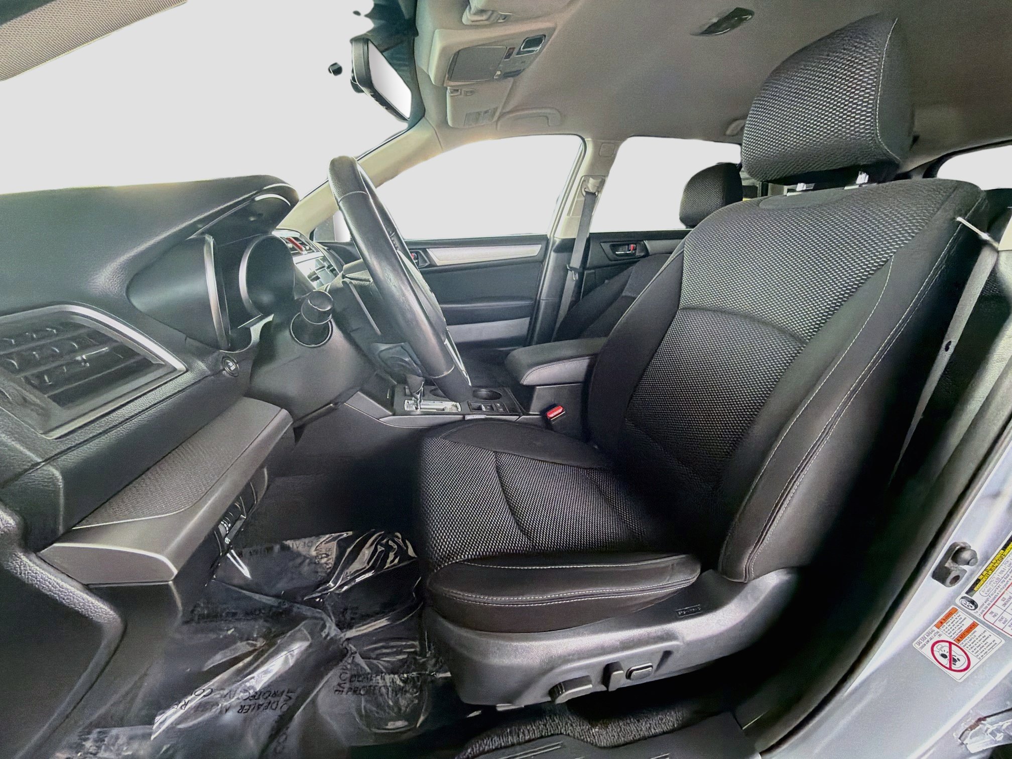 Used 2017 Subaru Outback 2.5i Premium AWD/4WD image 13