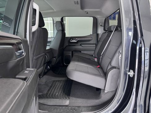 Certified 2024 Chevrolet Silverado 1500 LT AWD/4WD image 8