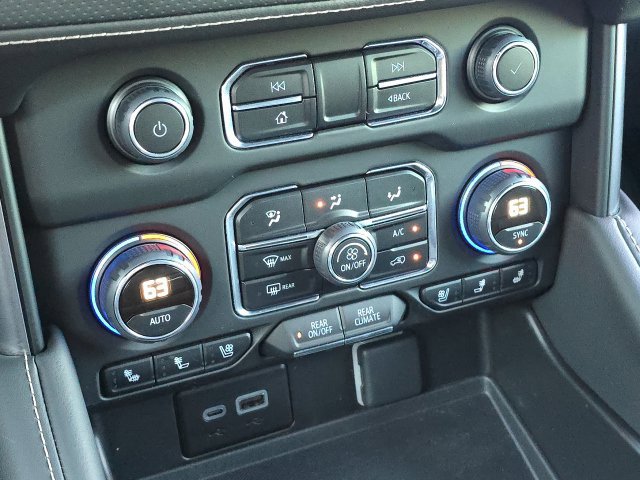 Used 2024 Chevrolet Suburban Premier w/ Premium Package AWD/4WD image 46
