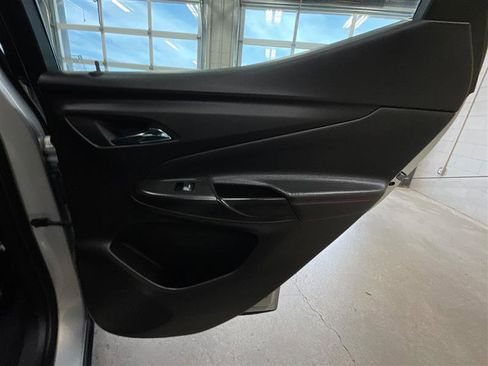 Used 2023 Chevrolet Bolt EUV LT w/ Convenience Package FWD image 23