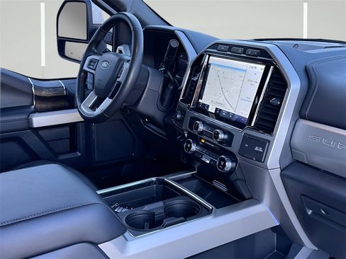 Used 2022 Ford F250 Lariat w/ Tremor Off-Road Package image 6