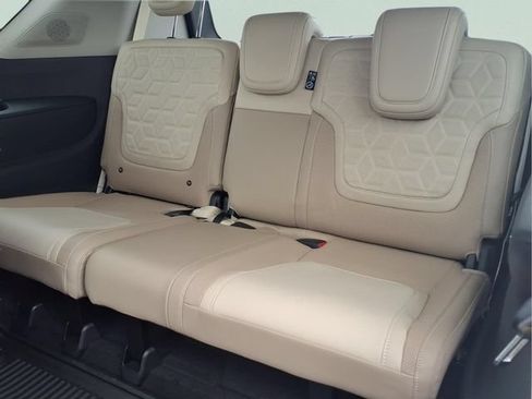 Used 2026 Nissan Armada Platinum Reserve AWD/4WD image 24