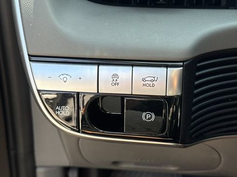 Used 2024 Hyundai Ioniq 5 SEL RWD image 25