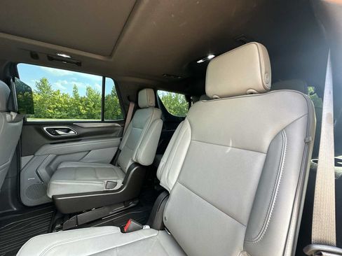 Used 2022 GMC Yukon SLT w/ SLT Premium Package AWD/4WD image 21