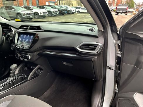 Used 2023 Chevrolet TrailBlazer LT w/ Convenience Package image 13