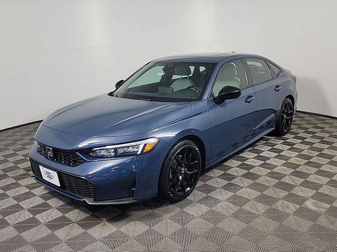 Certified 2025 Honda Civic Sport image 12