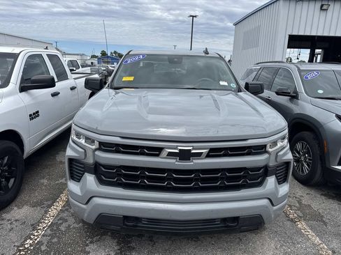 Used 2024 Chevrolet Silverado 1500 RST w/ Z71 Off-Road Package AWD/4WD image 16