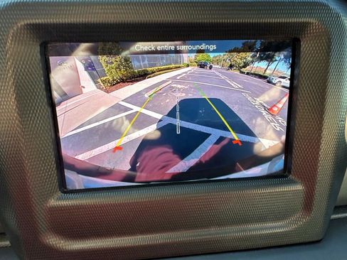 Used 2023 Jeep Wrangler Sport S image 28