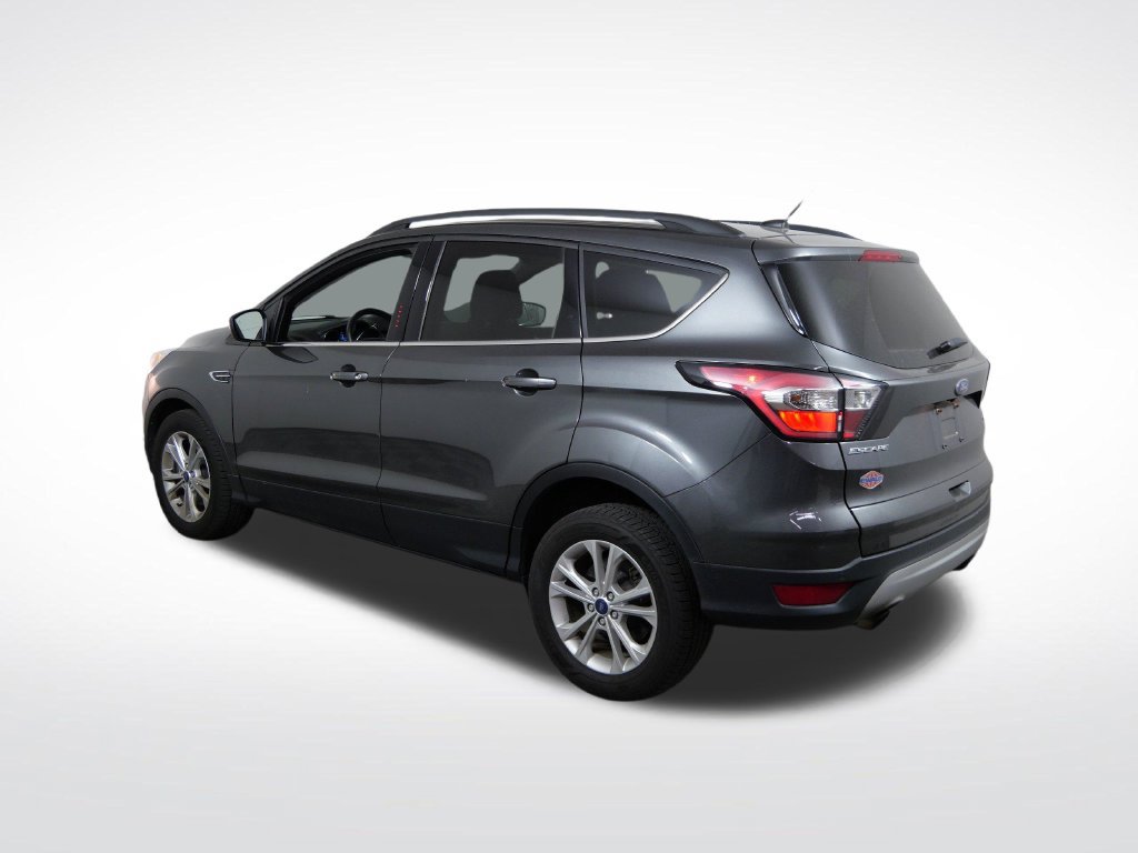 Used 2017 Ford Escape SE w/ Equipment Group 201A AWD/4WD image 7