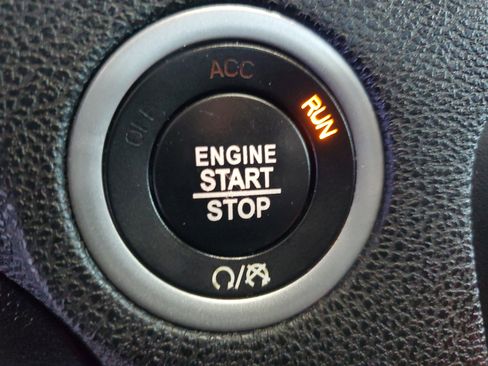 Used 2020 Dodge Charger Scat Pack RWD image 31