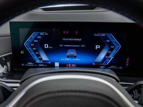 Certified 2025 BMW X5 M60i image 26