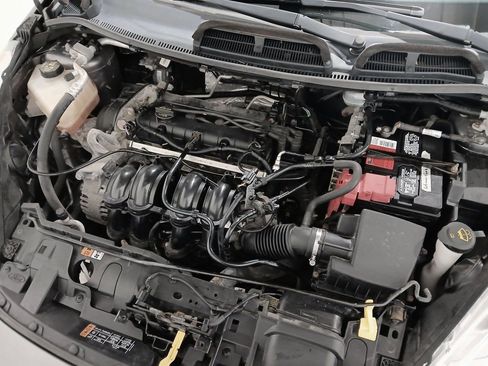 Used 2014 Ford Fiesta Titanium image 30