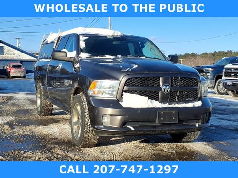 Used 2017 RAM 1500 Express w/ Express Value Package image 4