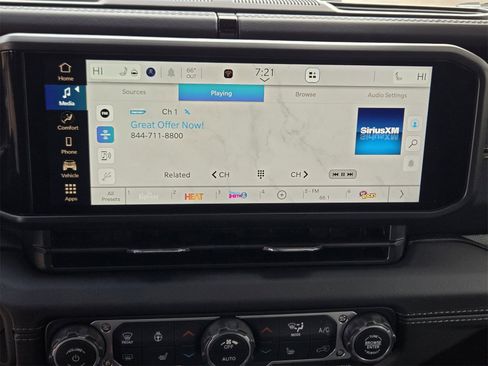 New 2026 Jeep Gladiator Sport image 18