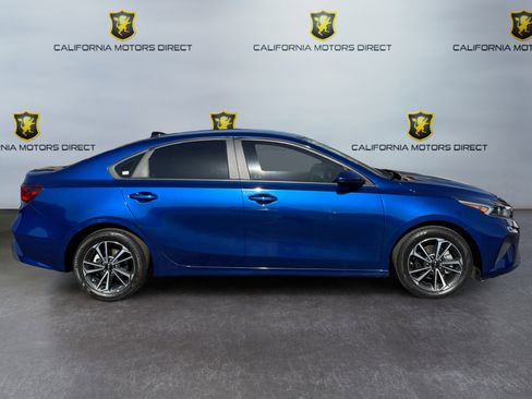 Used 2024 Kia Forte LXS FWD image 6