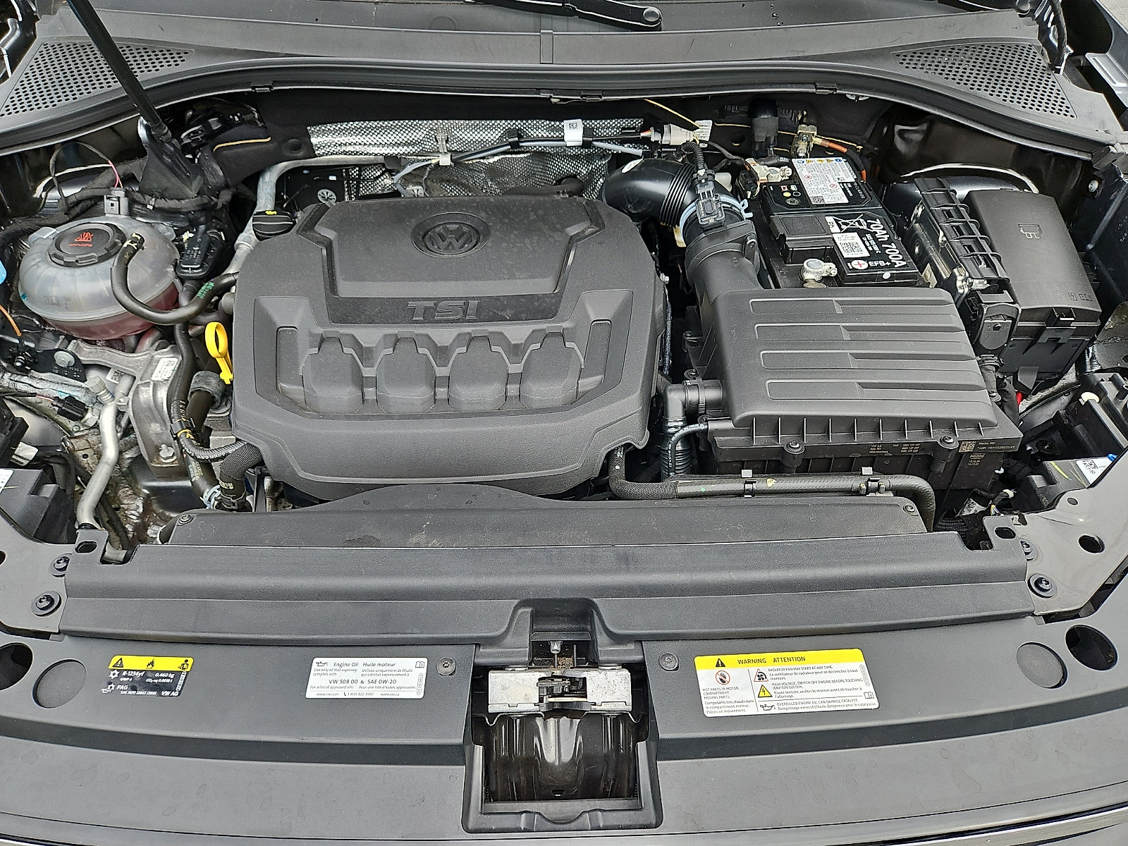 Used 2024 Volkswagen Tiguan SE R-Line AWD/4WD image 32