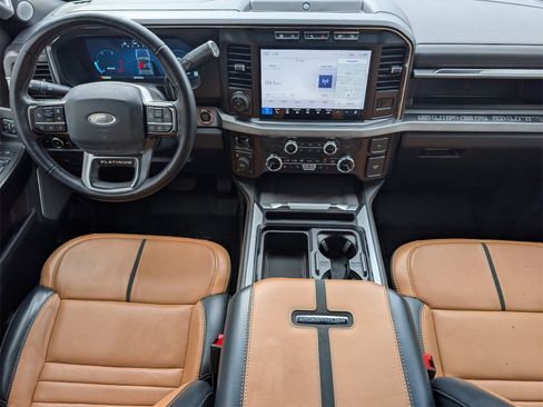 Used 2024 Ford F350 Platinum w/ FX4 Off-Road Package image 5