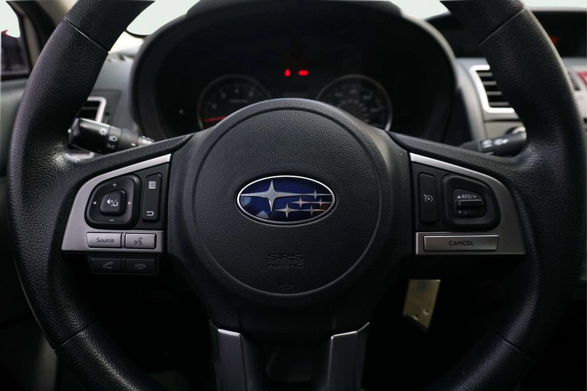 Used 2016 Subaru Crosstrek 2.0i AWD/4WD image 24