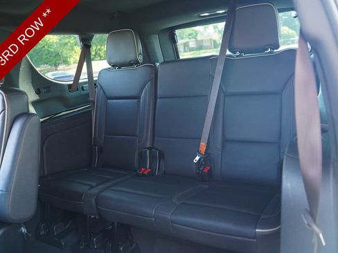 Used 2023 Chevrolet Suburban Premier AWD/4WD image 14