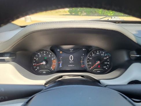 Used 2024 Jeep Compass Limited AWD/4WD image 20