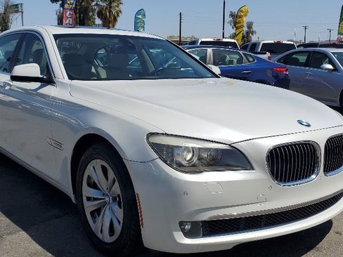 Used 2012 BMW 740Li image 6