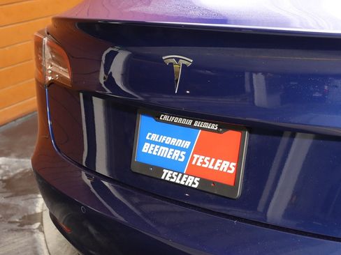 Used 2022 Tesla Model 3 image 15