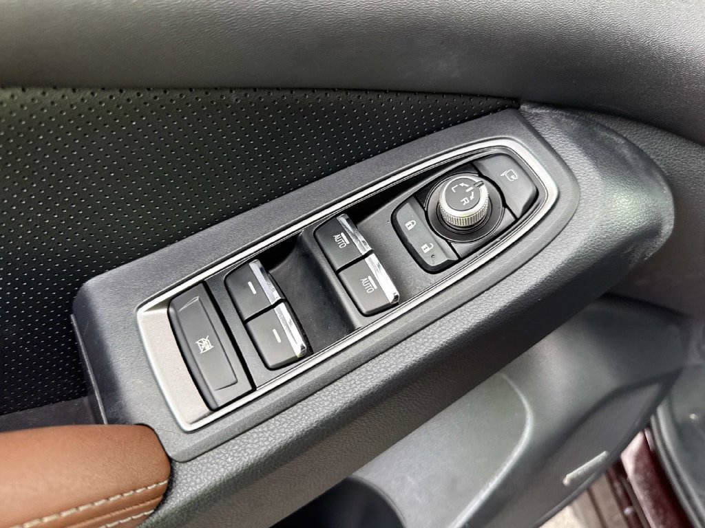Used 2023 Subaru Ascent Touring AWD/4WD image 22