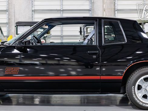 Used 1988 Chevrolet Monte Carlo SS image 21