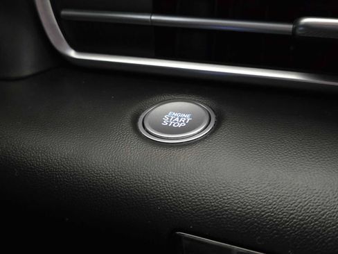 Used 2023 Hyundai Elantra SEL FWD image 35