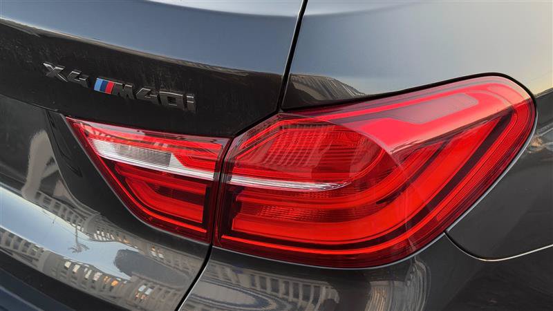 Used 2018 BMW X4 M40i AWD/4WD image 14