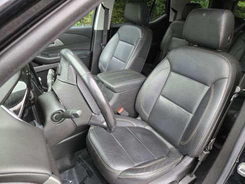 Used 2021 Chevrolet Traverse LT AWD/4WD image 4