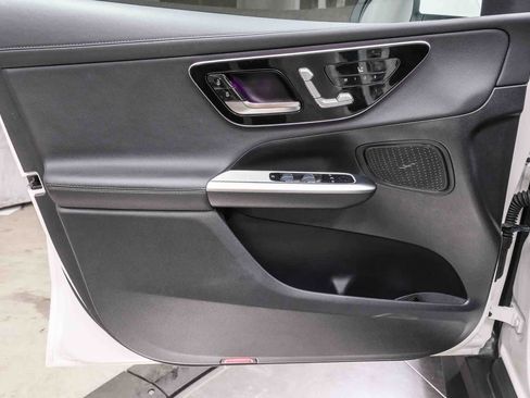 Certified 2025 Mercedes-Benz GLC 350e 4MATIC image 26