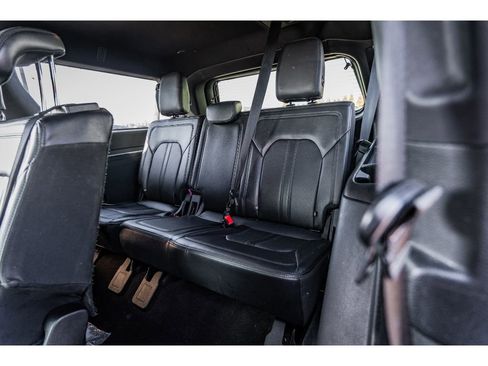 Used 2021 Ford Expedition Max Limited image 30