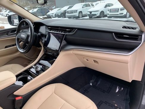 Certified 2021 Jeep Grand Cherokee L Limited image 13