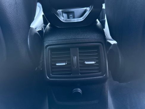 Used 2017 BMW X1 xDrive28i image 34