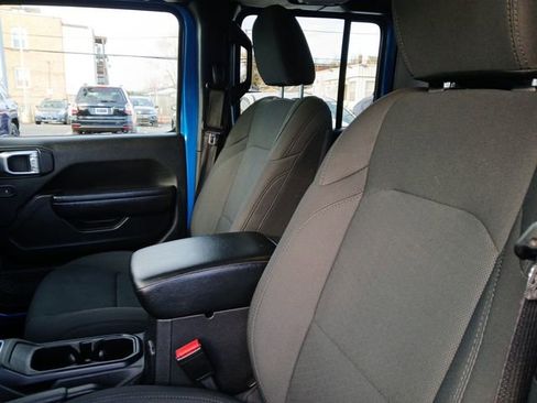 Used 2022 Jeep Gladiator Sport image 20