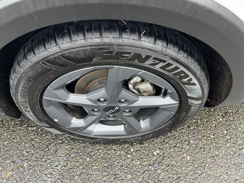 Used 2025 Kia K4 LXS image 32