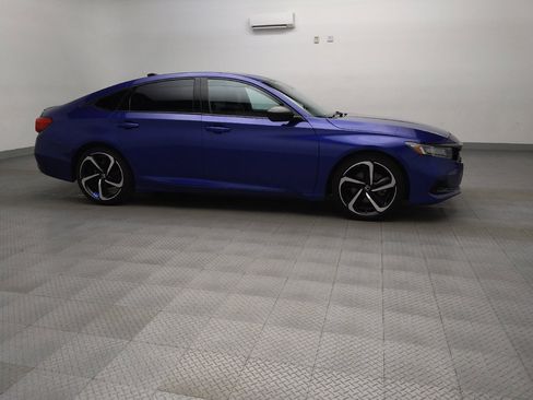 Used 2022 Honda Accord Sport image 11