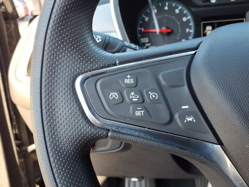 Used 2020 Chevrolet Equinox LS image 25