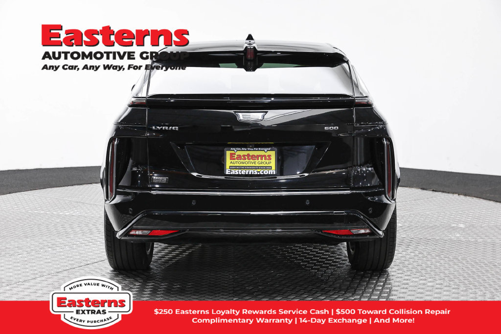 Used 2024 Cadillac Lyriq Tech w/ Driver Assist Package AWD/4WD image 7
