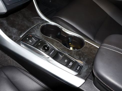 Certified 2018 Acura TLX V6 SH-AWD image 9